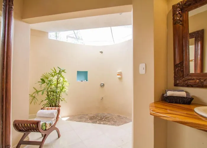 Hotel Tamarindo Village Hotel