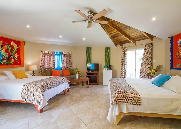 Hotel Tamarindo Village Hotel 3*