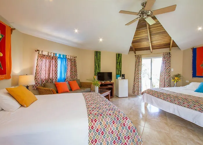 Hotel Tamarindo Village Hotel