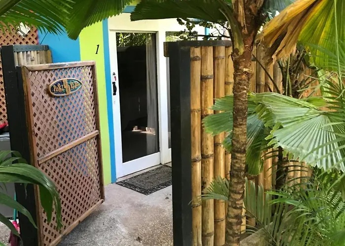 Tamarindo Village Hotel 3*